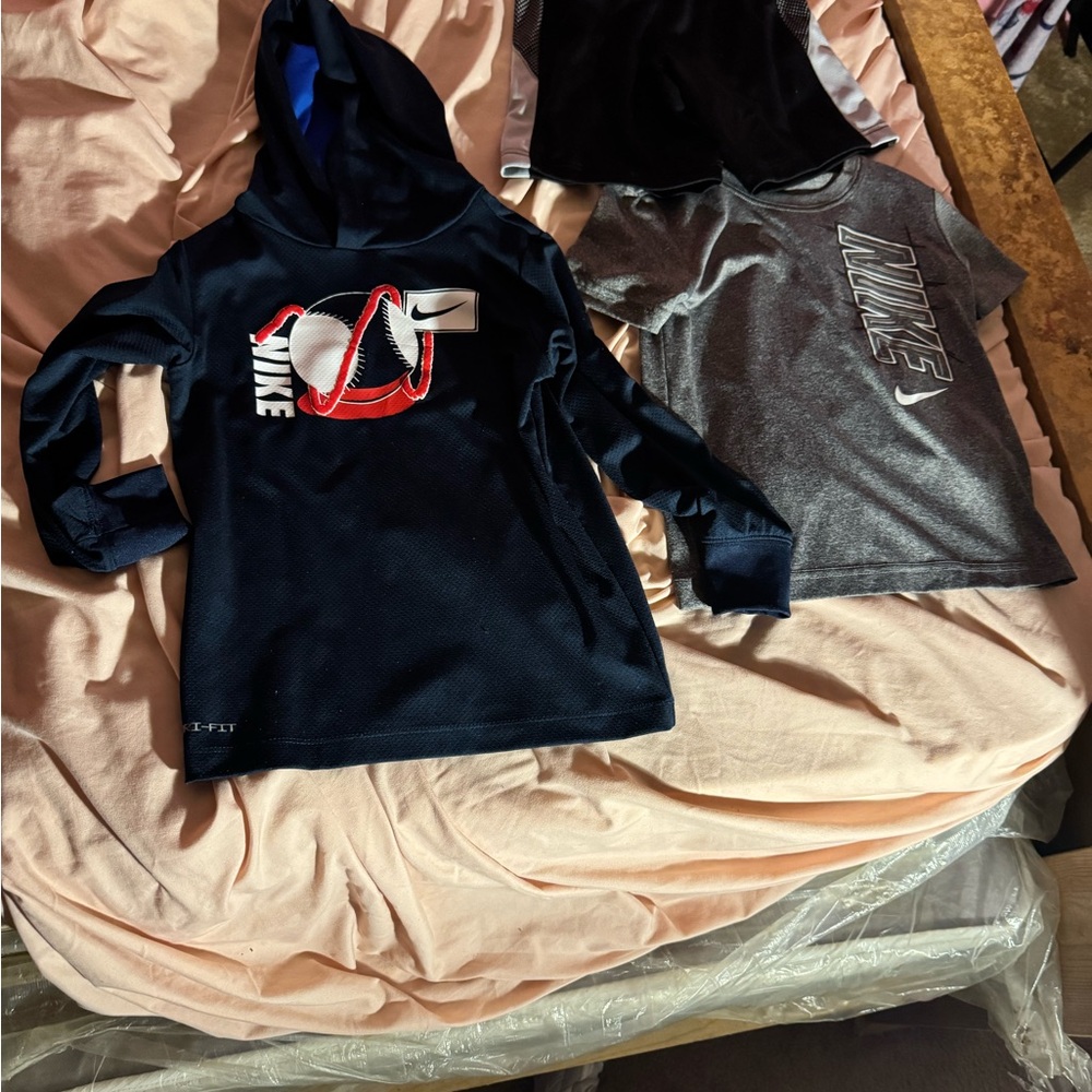 Nike Kids' Navy and Gray Sweatshirt Set